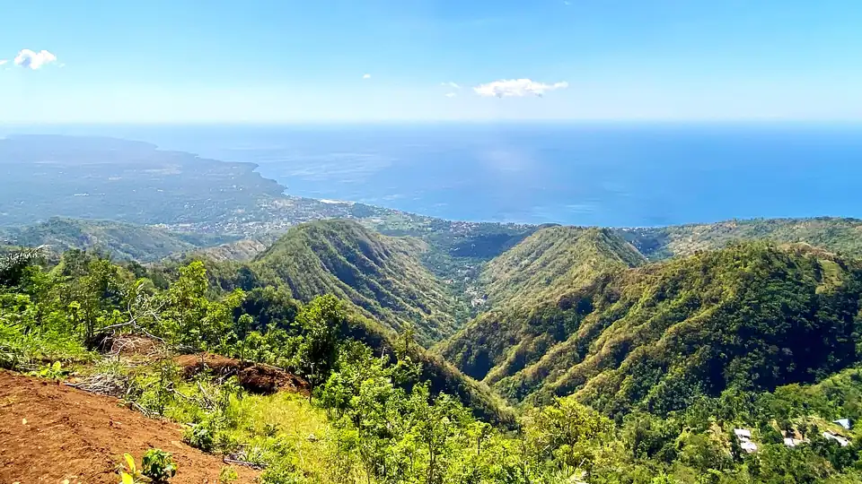 The green ridges and the sea from Lahangan Sweet