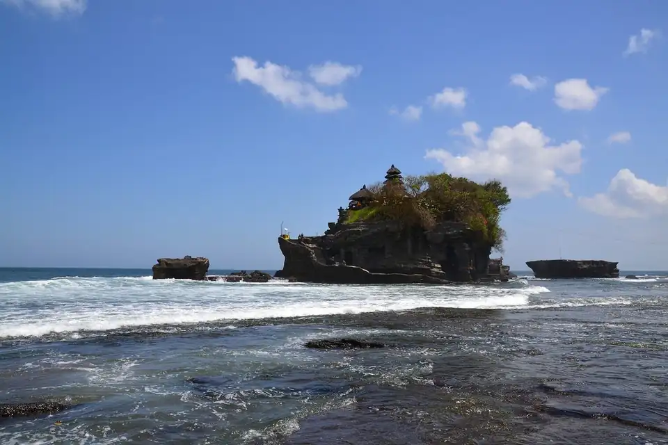 Tanah Lot Temple