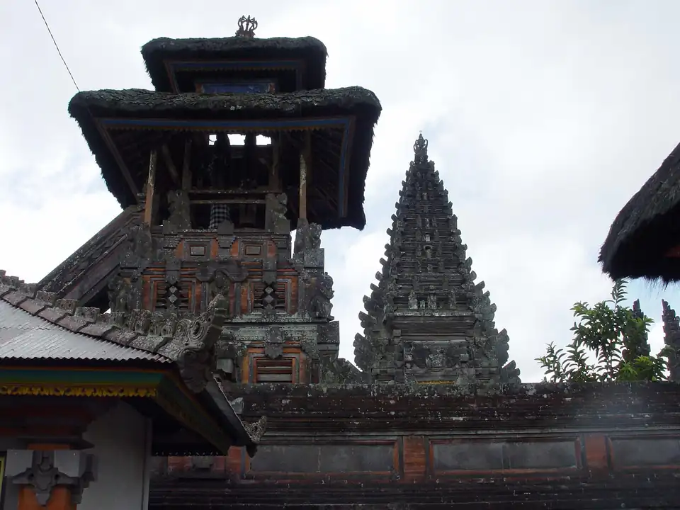 Courtyard shrines at Pura Ulun Danu Batur