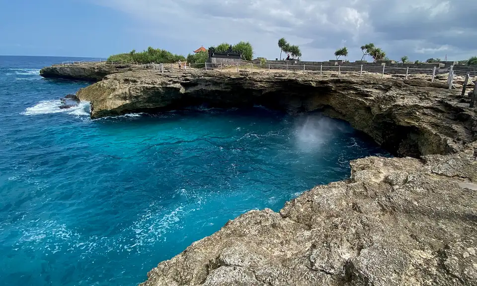 Devil's Tear, the rock inlet where the swell bursts