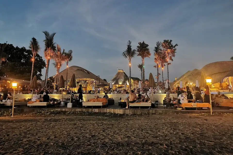 Batu Belig Beach