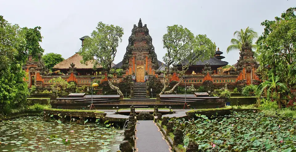 Pura Taman Saraswati behind its lotus ponds