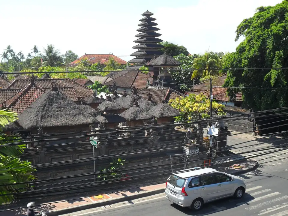 A temple tower on Jalan Raya Uluwatu near Jimbaran