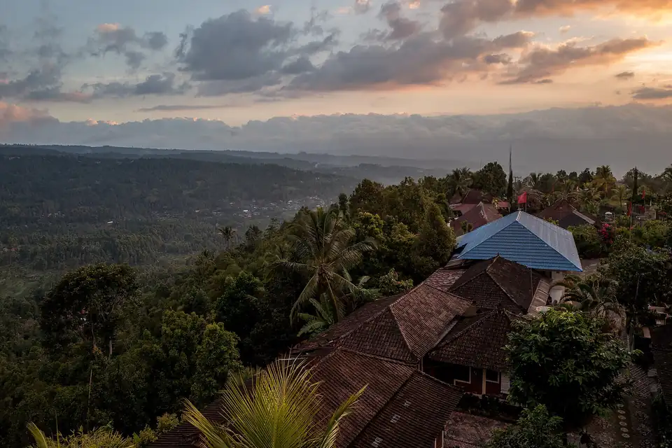 Forested hills seen from Munduk