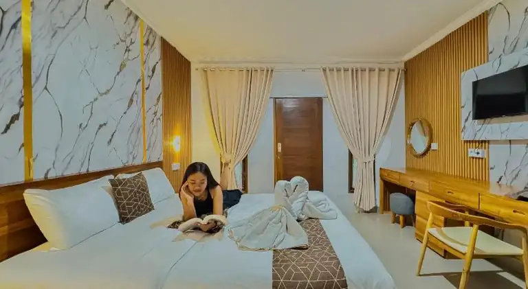 Double-G Guest House
