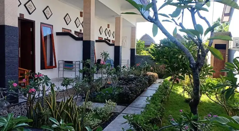 Dwiki Putra Home Stay