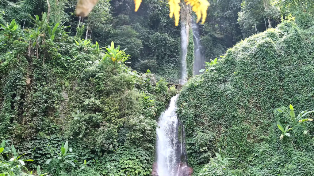 Blahmantung Waterfalls in Bali